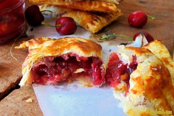 стремительные, слойки, вишневой, вишня