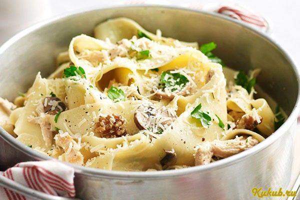 феттучини, соусом, капуста