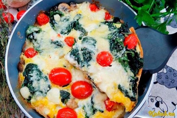 фриттата, помидорами, черри, творог, бекон фриттата, помидорами, черри, творог, бекон