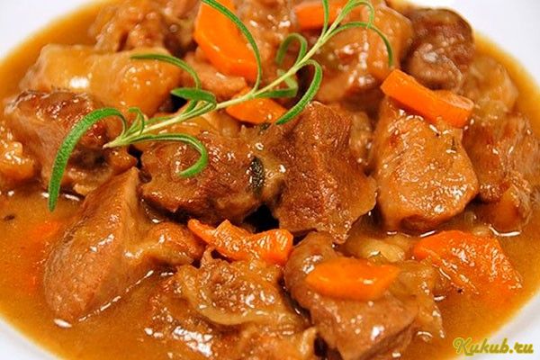 говядина, тушеная, соусе