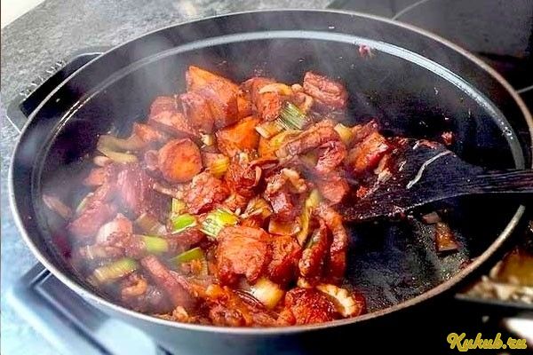 говядина, тушеная, маринад, жир, бекон