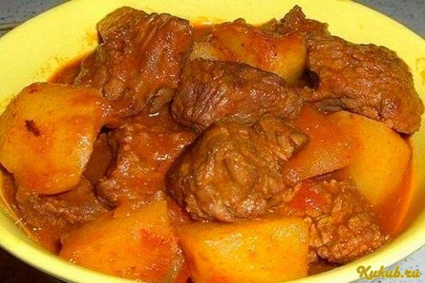 гуляш, говядины, горчицей гуляш, говядины, горчицей