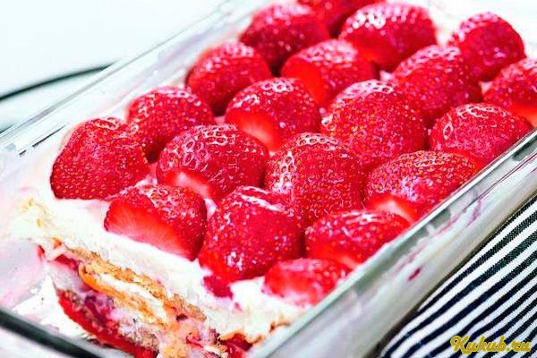 клубничный, тирамису, печеньем