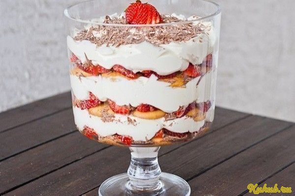 клубничный, тирамису, кофе