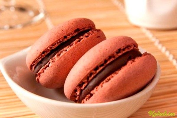 миндальные, макаруны