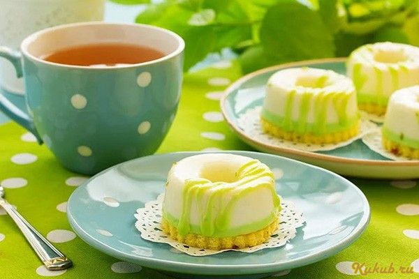 мини-чизкейки, лаймом, сметаной мини-чизкейки, лаймом, сметаной