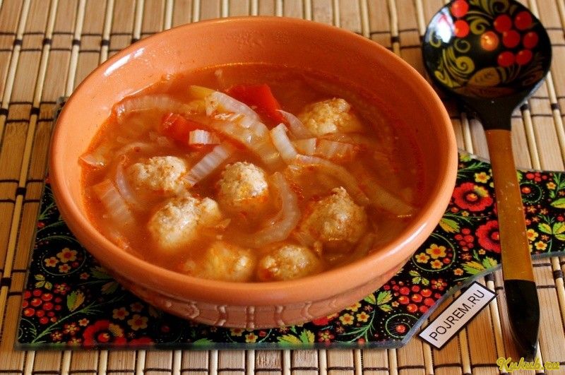 несложный, мясными