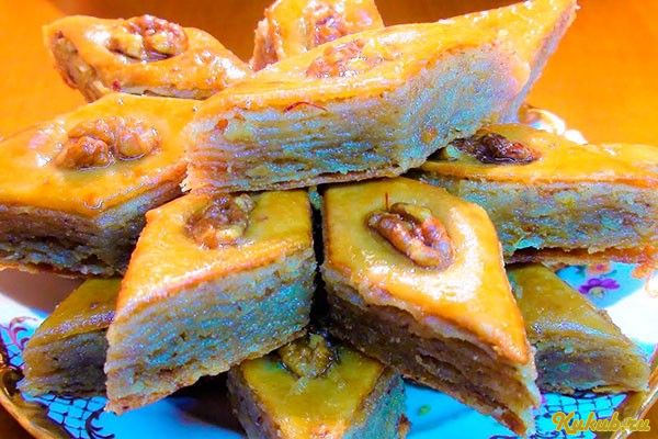 восточная, пахлава, орехами